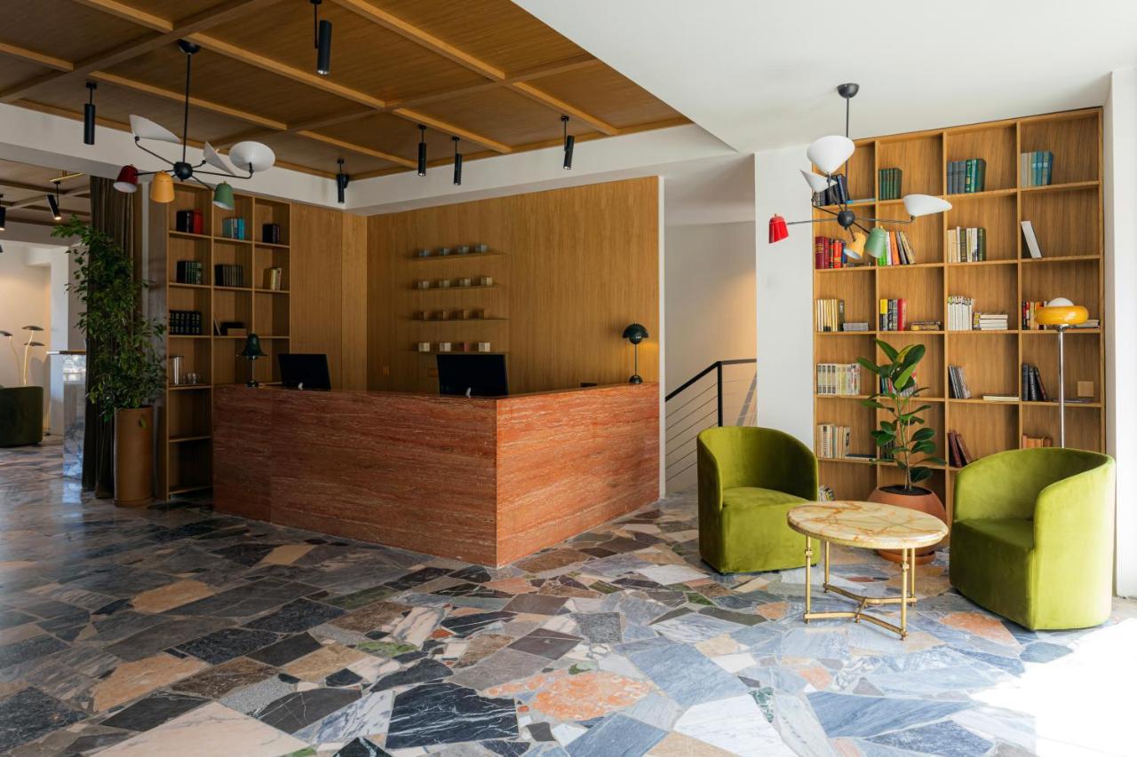 Castor & Pollux Hotel Тбилиси Экстерьер фото