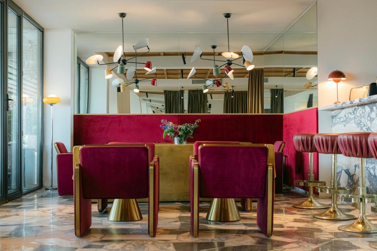 Castor & Pollux Hotel Тбилиси Экстерьер фото