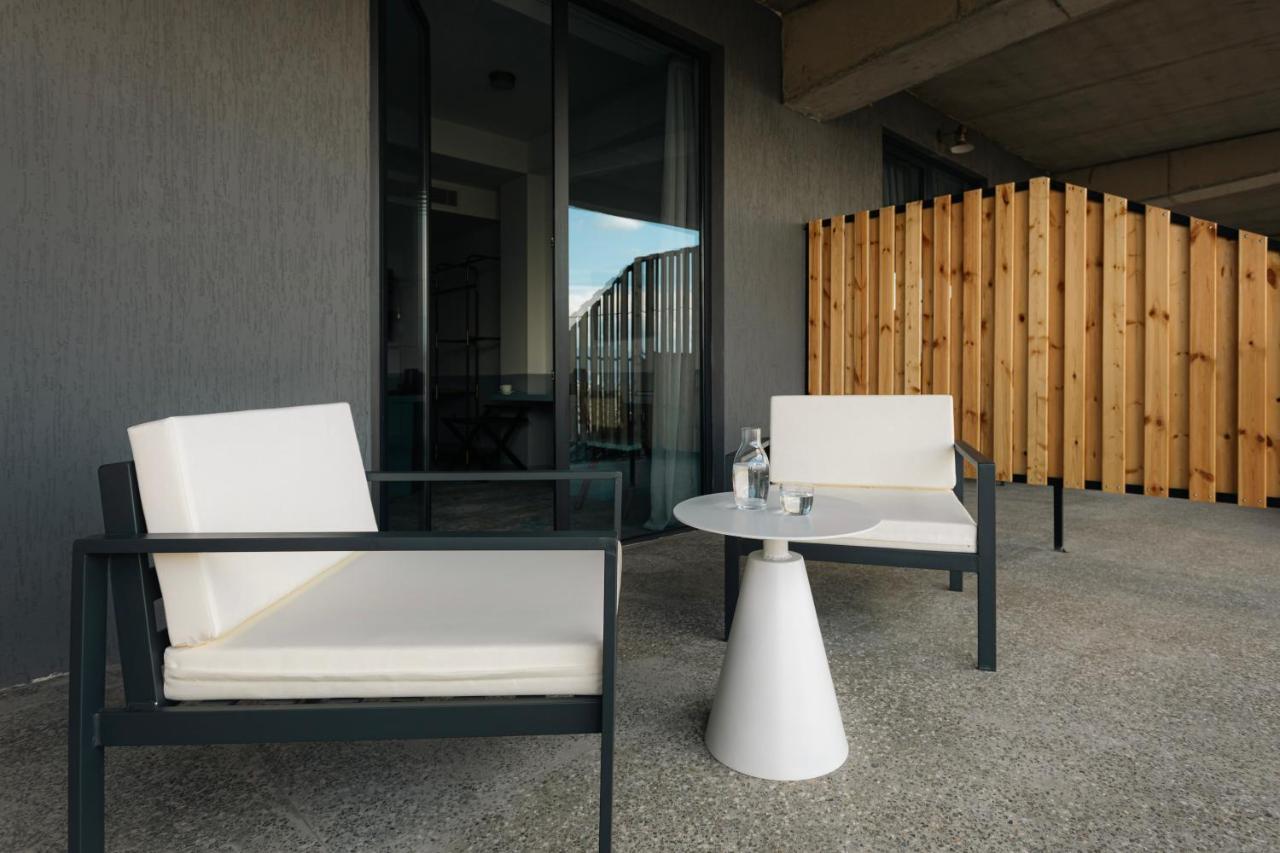Castor & Pollux Hotel Тбилиси Экстерьер фото